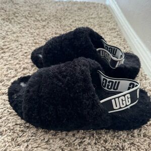 UGG Black Shearling Slide‎ Slippers – Size 10